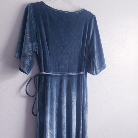 Baltic Born Katelyn Velvet Maxi Wrap Dress New Without Tags - Picture 7 of 8